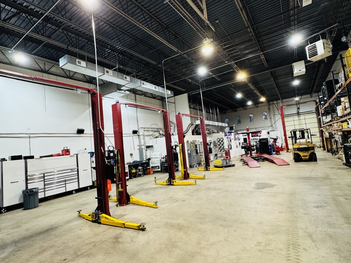 Bull Run 4x4 service bays in Manassas